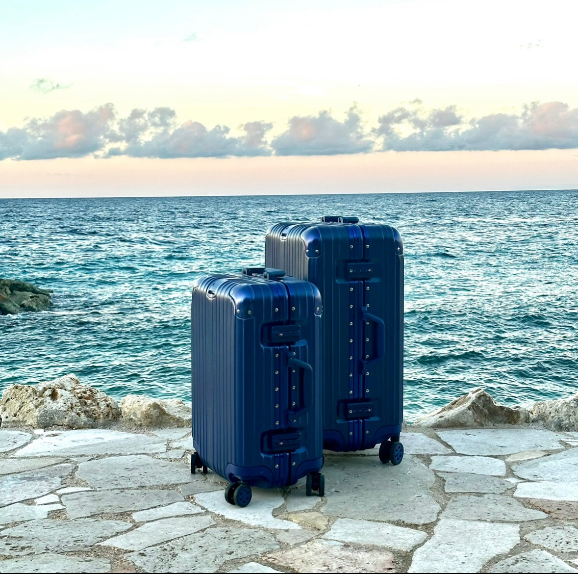 NOVI POLYCARBONATE - BLUE